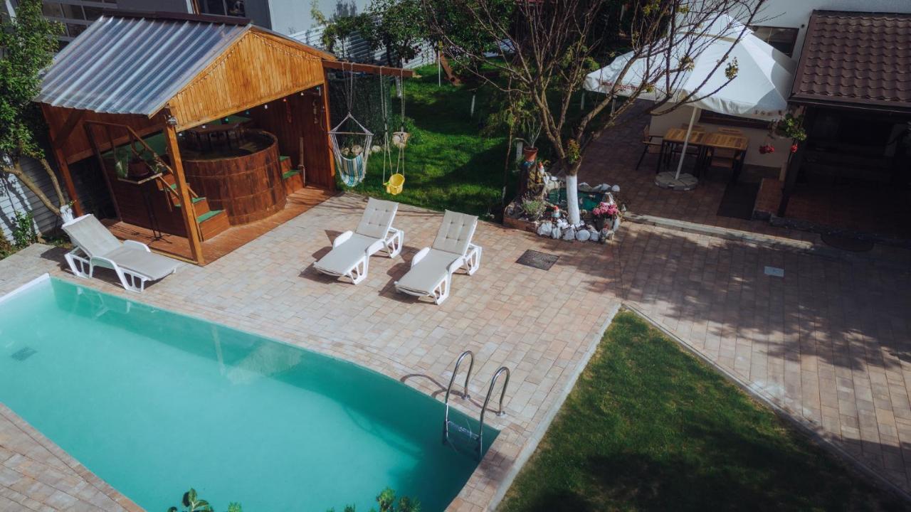 Casuta De Sub Deal - Ciubar Si Piscina Villa Măgura Exteriör bild