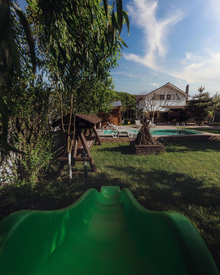 Casuta De Sub Deal - Ciubar Si Piscina Villa Măgura Exteriör bild